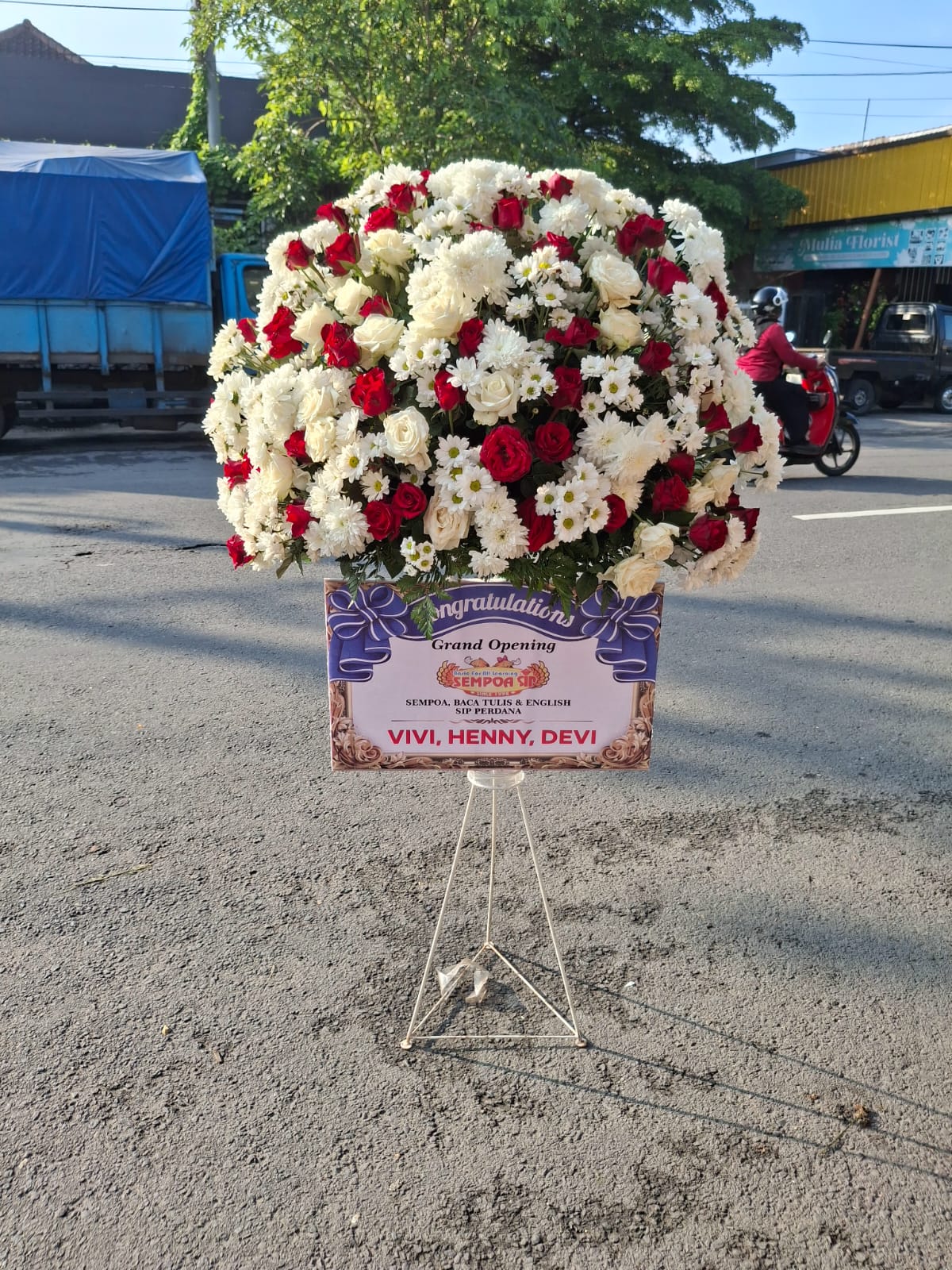 Bunga Meja & Standing